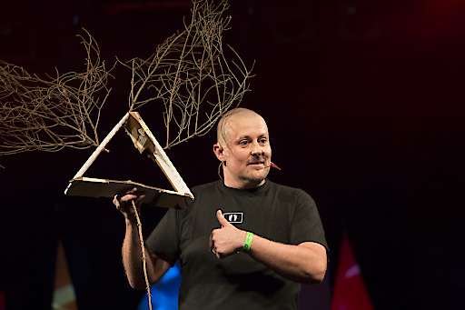 Reinhold Scherer gewinnt das Science Slam Österreich-Finale