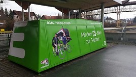 Grüne “Garagen” für E-Bikes