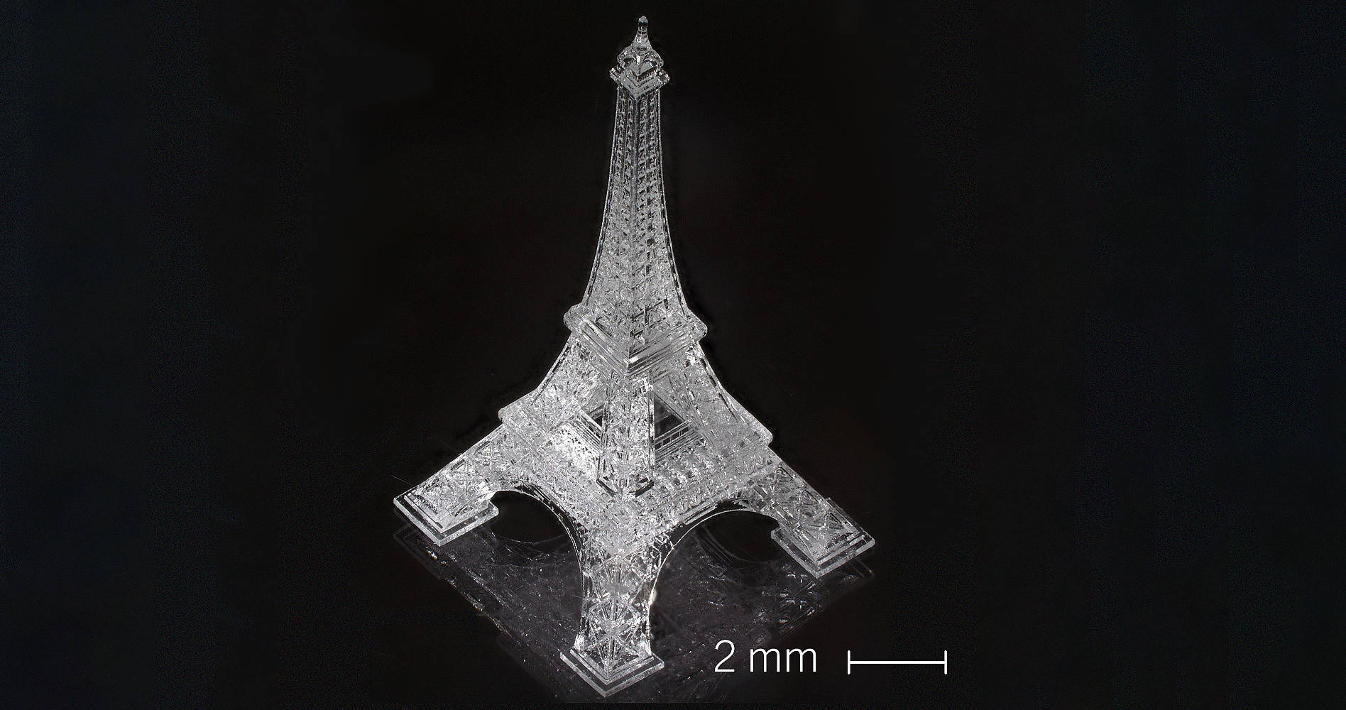 Revolutionäres Verfahren entwickelt: Quarzglas aus dem 3D-Drucker